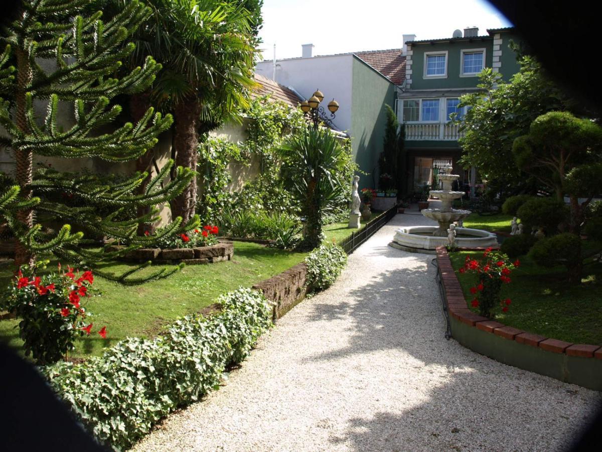 Villa-Angelina Langenzersdorf Extérieur photo